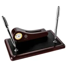 ساعت رومیزی چوبی